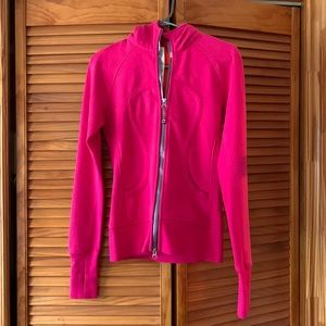 Lululemon 2015 SeaWheeze Scuba Hoodie II Sunset Festival.